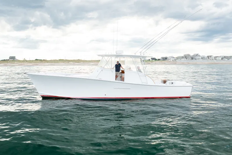 Slide: The Image of Knowles 40 Custom Walkaround 2002 - 8