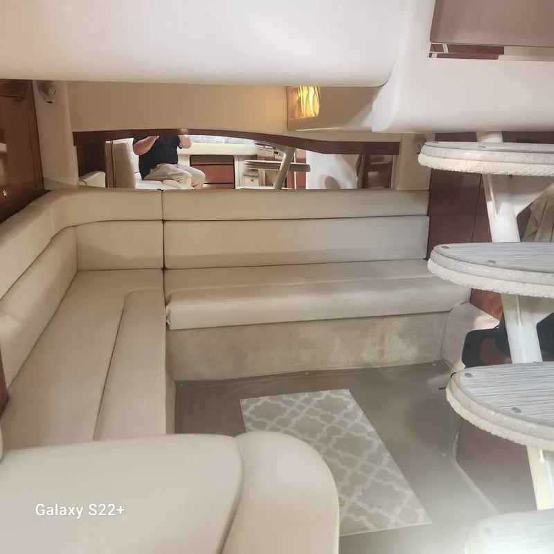Slide: The Image of Sea Ray 340 Sundancer 2004 - 15
