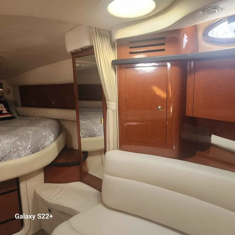 Slide: The Image of Sea Ray 340 Sundancer 2004 - 8