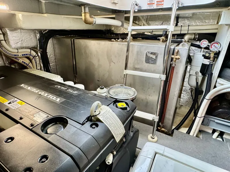 Slide: The Image of Absolute Sport Yacht 2016 - 100