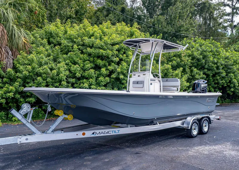 The Image of Carolina 23 LS 2026 - 1