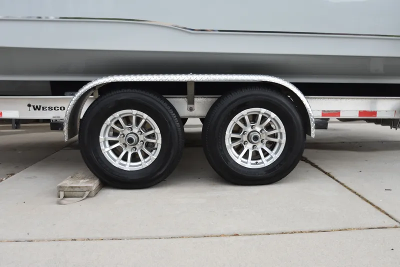 Slide: The Image of Sea Hunt Gamefish 27 Forward Seating 2022 - 10