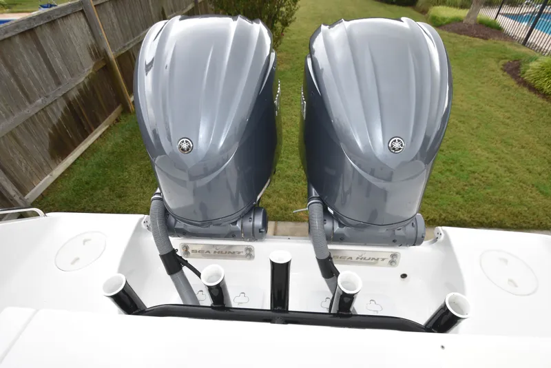 Slide: The Image of Sea Hunt Gamefish 27 Forward Seating 2022 - 16