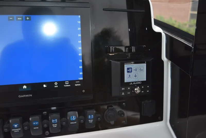 Slide: The Image of Sea Hunt Gamefish 27 Forward Seating 2022 - 41