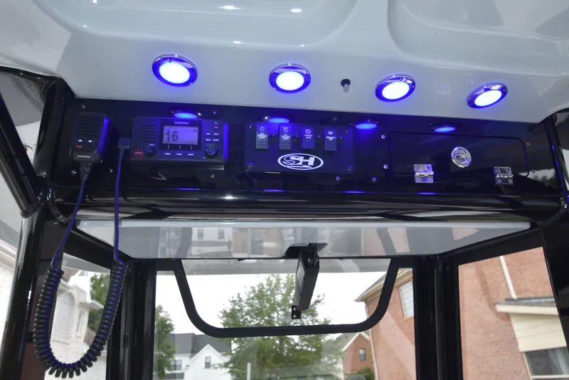 Slide: The Image of Sea Hunt Gamefish 27 Forward Seating 2022 - 42