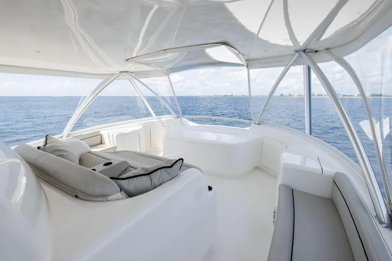 Slide: The Image of Viking 80 Convertible 2020 - 65