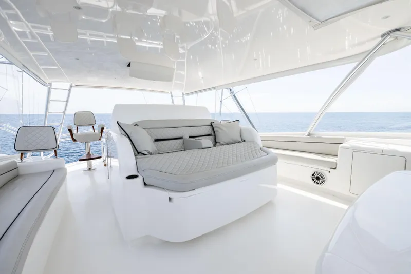 Slide: The Image of Viking 80 Convertible 2020 - 66