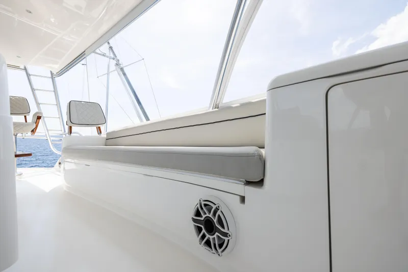 Slide: The Image of Viking 80 Convertible 2020 - 69