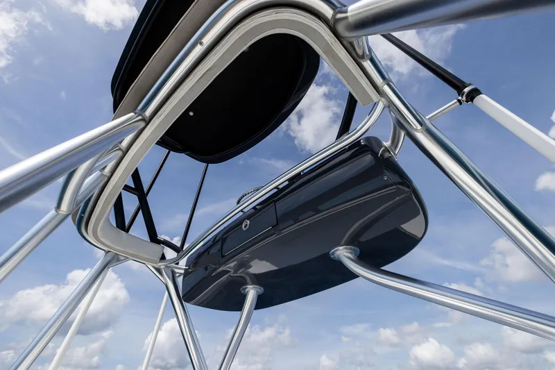 Slide: The Image of Viking 80 Convertible 2020 - 77