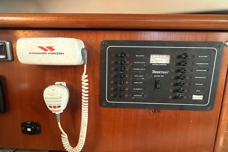 Slide: The Image of Control panel of a 2003 Beneteau Oceanis Clipper 331 with Standard Horizon radio. - 41