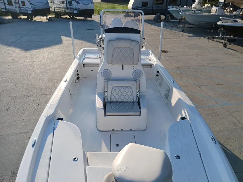 Slide: The Image of Blue Wave 2400 PureBay 2019 - 7