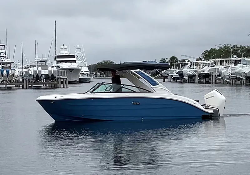 Slide: The Image of Sea Ray SDX 250 Outboard 2026 - 0