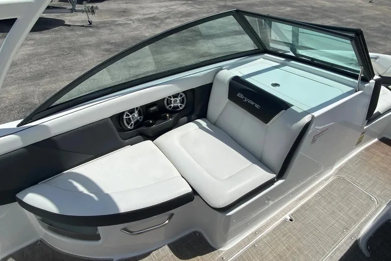 Slide: The Image of 2019 Bryant Speranza boat interior with white seating and modern design. - 6