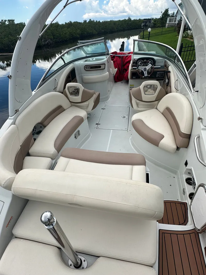 Slide: The Image of Crownline Boats Eclipse E24 XS 2018 - 12