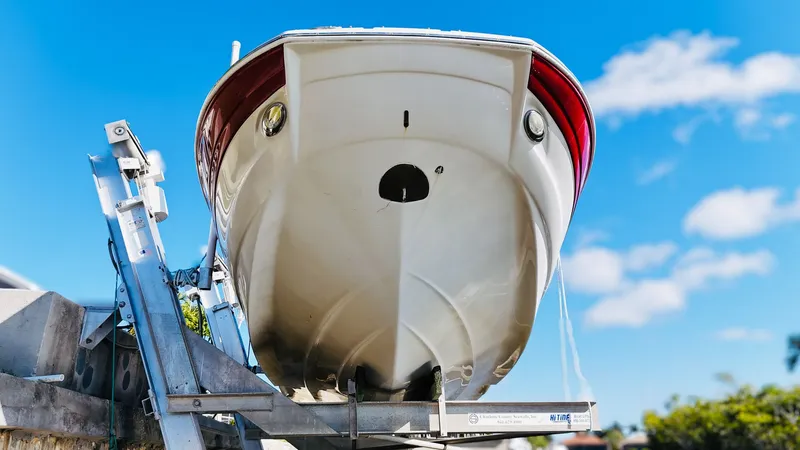 Slide: The Image of Crownline Boats Eclipse E24 XS 2018 - 16