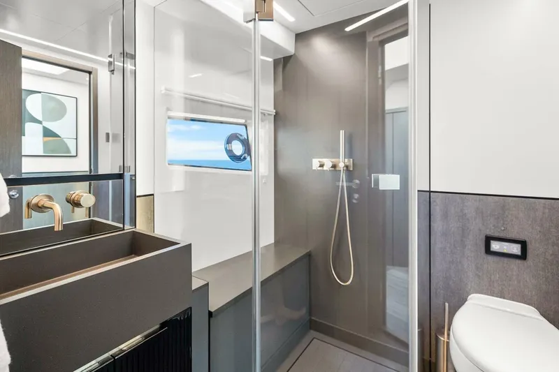 Slide: The Image of Pearl 63 2025 - 50