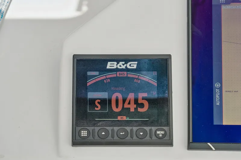 Slide: The Image of B&G navigation display showing heading 045 on St Francis 460, 2024 model. - 133