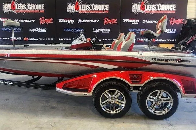 The Image of 2026 Ranger Z520R Cup-Equipped boat with red accents on display at Anglers Choice. - 1