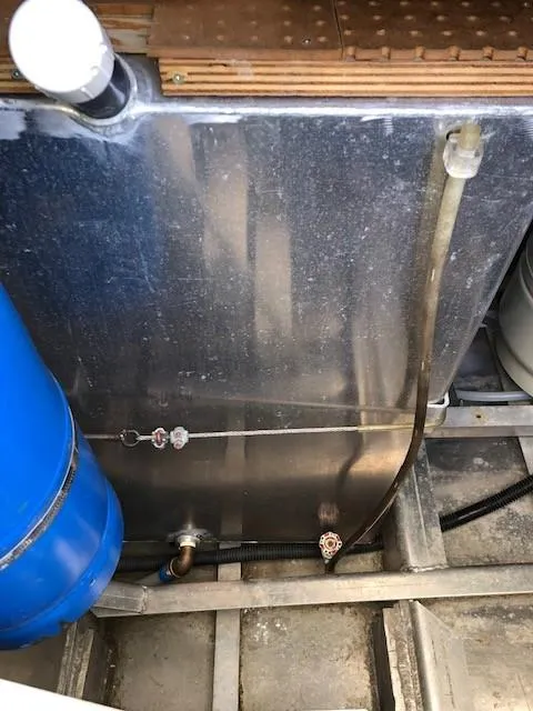 Slide: The Image of Custom Aluminum Pilothouse J Simpson 1989 - 103