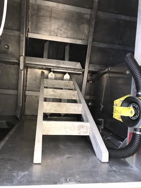 Slide: The Image of Custom Aluminum Pilothouse J Simpson 1989 - 106