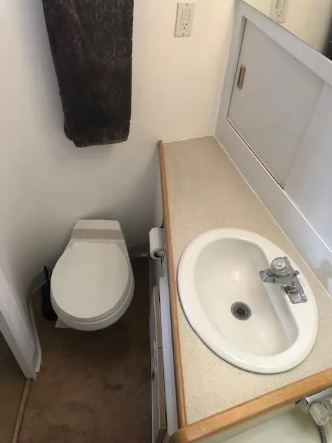 Slide: The Image of Custom Aluminum Pilothouse J Simpson 1989 - 60