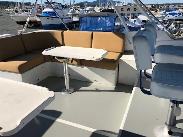 Slide: The Image of Custom Aluminum Pilothouse J Simpson 1989 - 72