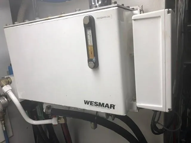 Slide: The Image of Custom Aluminum Pilothouse J Simpson 1989 - 92