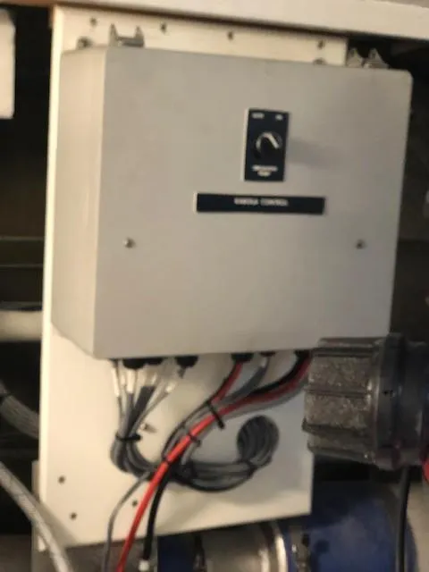 Slide: The Image of Custom Aluminum Pilothouse J Simpson 1989 - 96