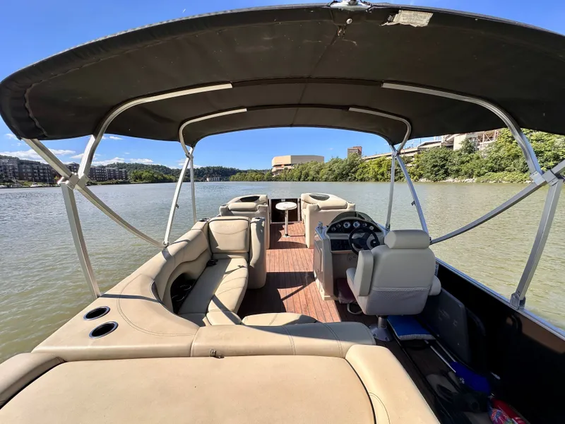 Slide: The Image of Sylvan Mirage Cruise 8522 CR 2017 - 13