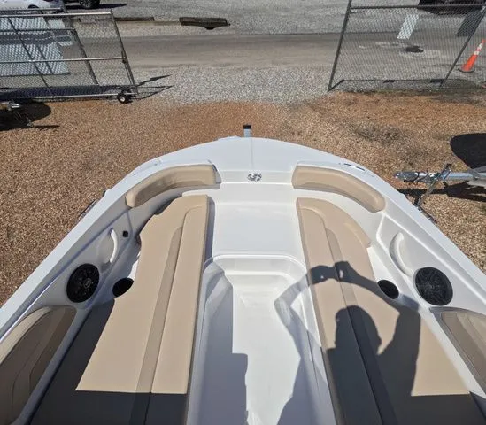 Slide: The Image of Hurricane SunDeck Sport OB SS 185 OB In Stock 2026 - 24