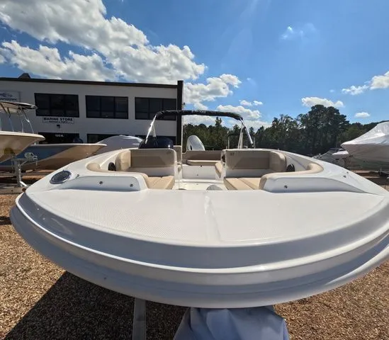 Slide: The Image of Hurricane SunDeck Sport OB SS 185 OB In Stock 2026 - 3