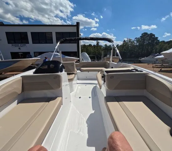 Slide: The Image of Hurricane SunDeck Sport OB SS 185 OB In Stock 2026 - 30