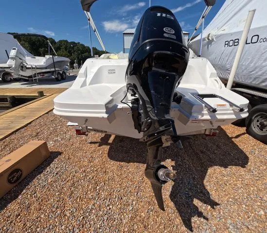 Slide: The Image of Hurricane SunDeck Sport OB SS 185 OB In Stock 2026 - 3