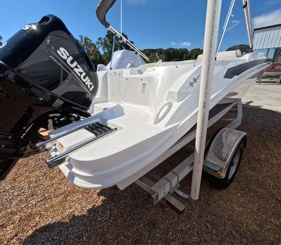 Slide: The Image of Hurricane SunDeck Sport OB SS 185 OB In Stock 2026 - 4