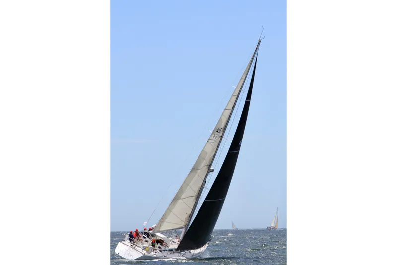 Slide: The Image of Sailing yacht J/Boats J/47, Modified J/44, Modified J/46, 1991, on open sea. - 24