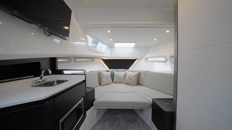 Slide: The Image of Schaefer 375 2025 - 60