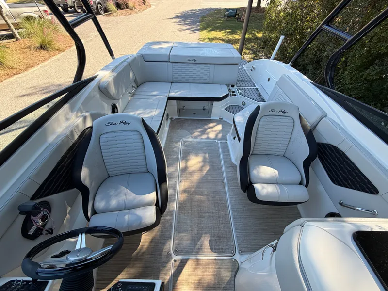 Slide: The Image of Sea Ray 23 SPX 2022 - 22