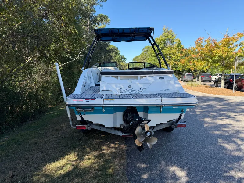 Slide: The Image of Sea Ray 23 SPX 2022 - 3