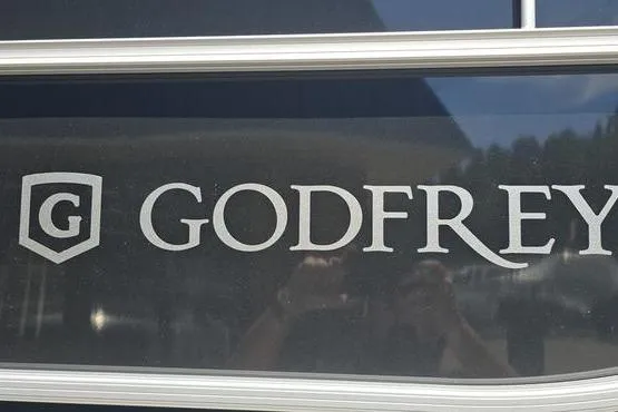 Slide: The Image of Godfrey logo on Xperience 2286 SBX Sport Tube, 2026 model. - 17