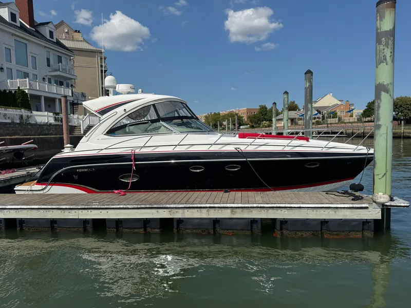 The Image of Formula 37 Performance Cruiser 2012 - 0