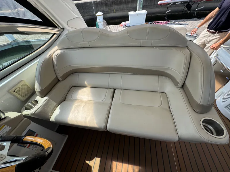 Slide: The Image of Formula 37 Performance Cruiser 2012 - 15