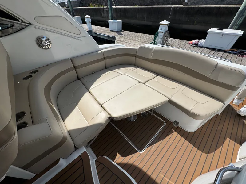 Slide: The Image of Formula 37 Performance Cruiser 2012 - 16