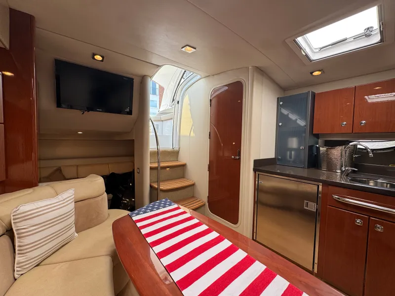 Slide: The Image of Formula 37 Performance Cruiser 2012 - 22