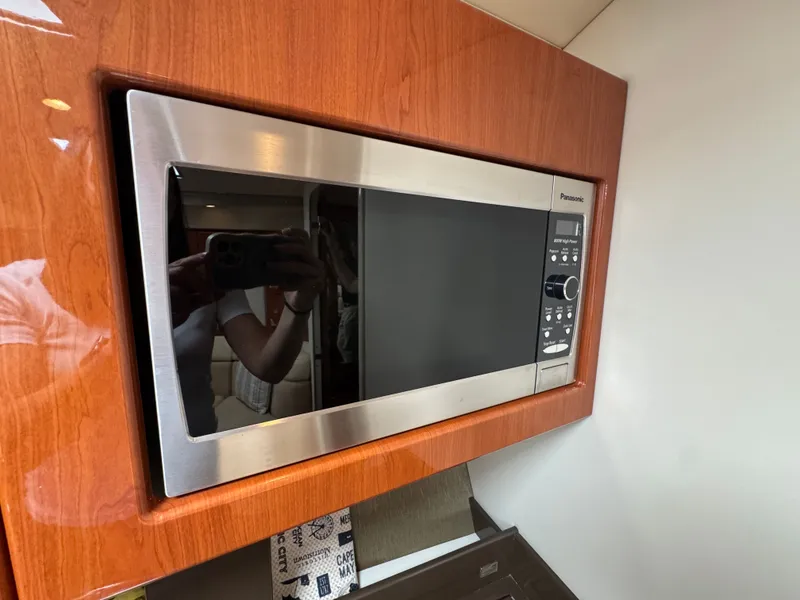 Slide: The Image of Formula 37 Performance Cruiser 2012 - 25