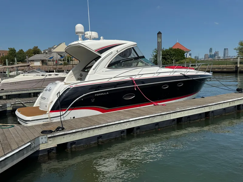 Slide: The Image of Formula 37 Performance Cruiser 2012 - 3