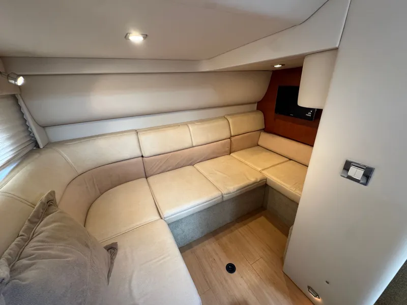 Slide: The Image of Formula 37 Performance Cruiser 2012 - 32