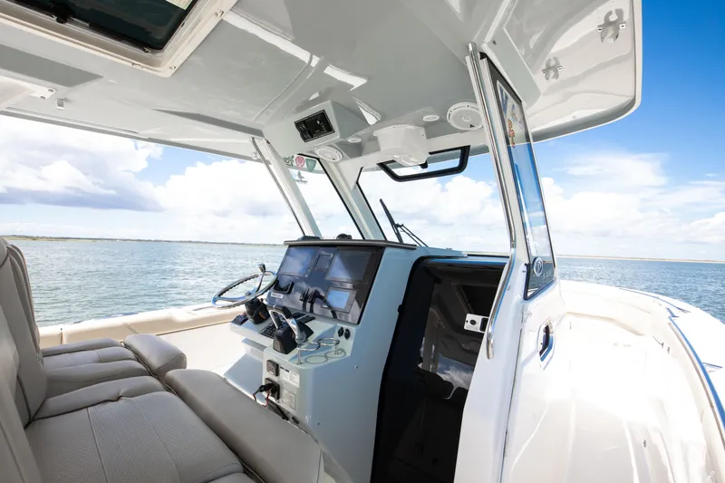 Slide: The Image of Pursuit S 328 Sport 2019 - 3