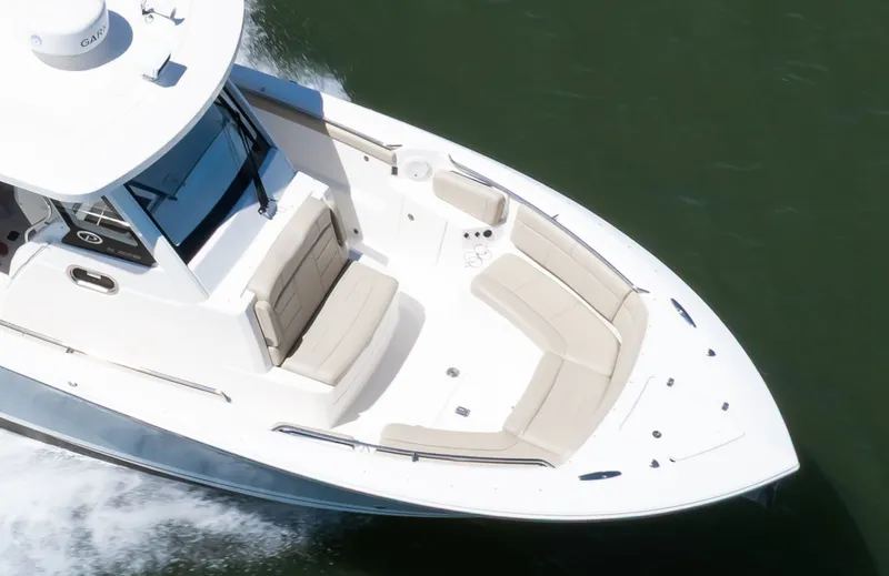 Slide: The Image of Pursuit S 328 Sport 2019 - 9