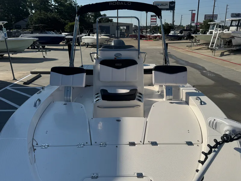 Slide: The Image of Robalo 206 Cayman 2019 - 13