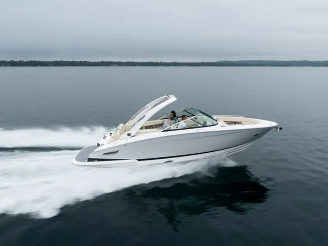 The Image of Regal 2800 Bowrider 2023 - 1